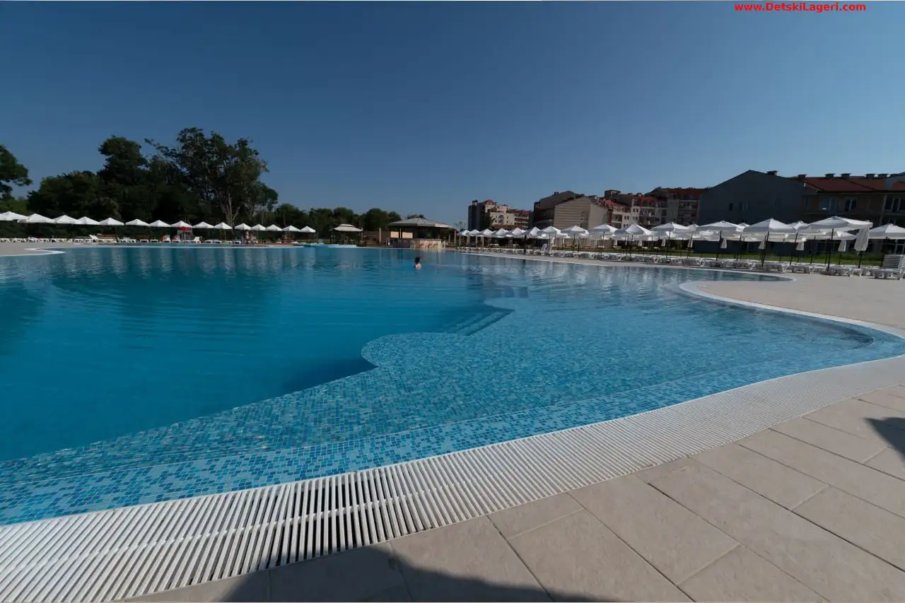 Sunrise River Beach Resort
